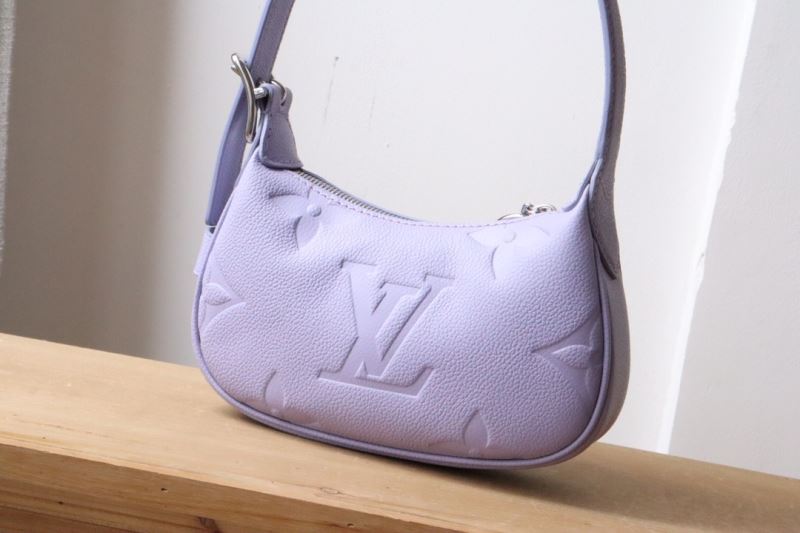Louis Vuitton Hobo Bags